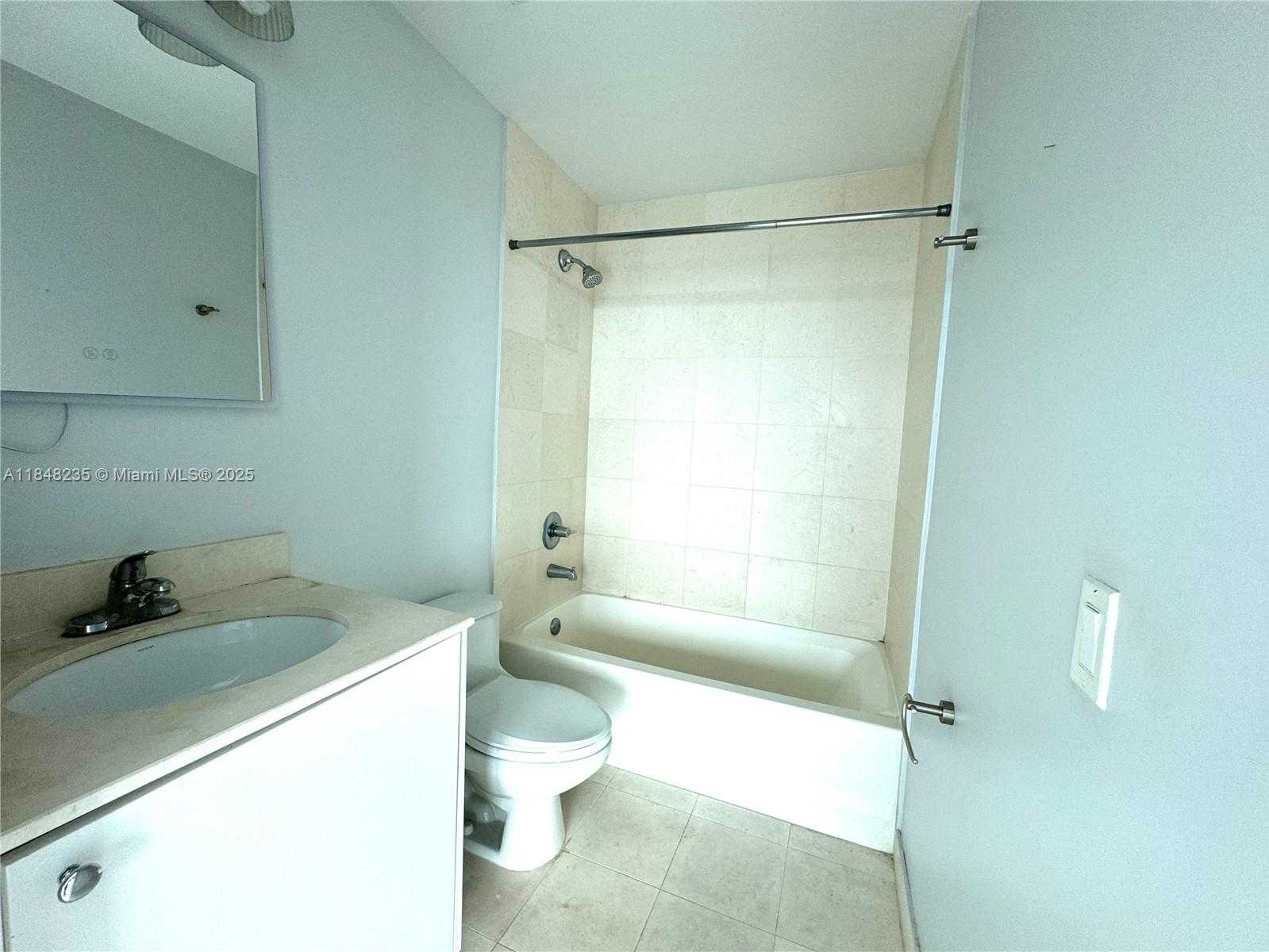 Small Image of 60 SOUTH WEST 13TH ST #3408, Miami Number 19