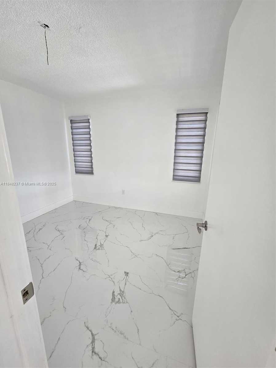 Small Image of 13470 SOUTH WEST 24TH ST, Miami Number 5