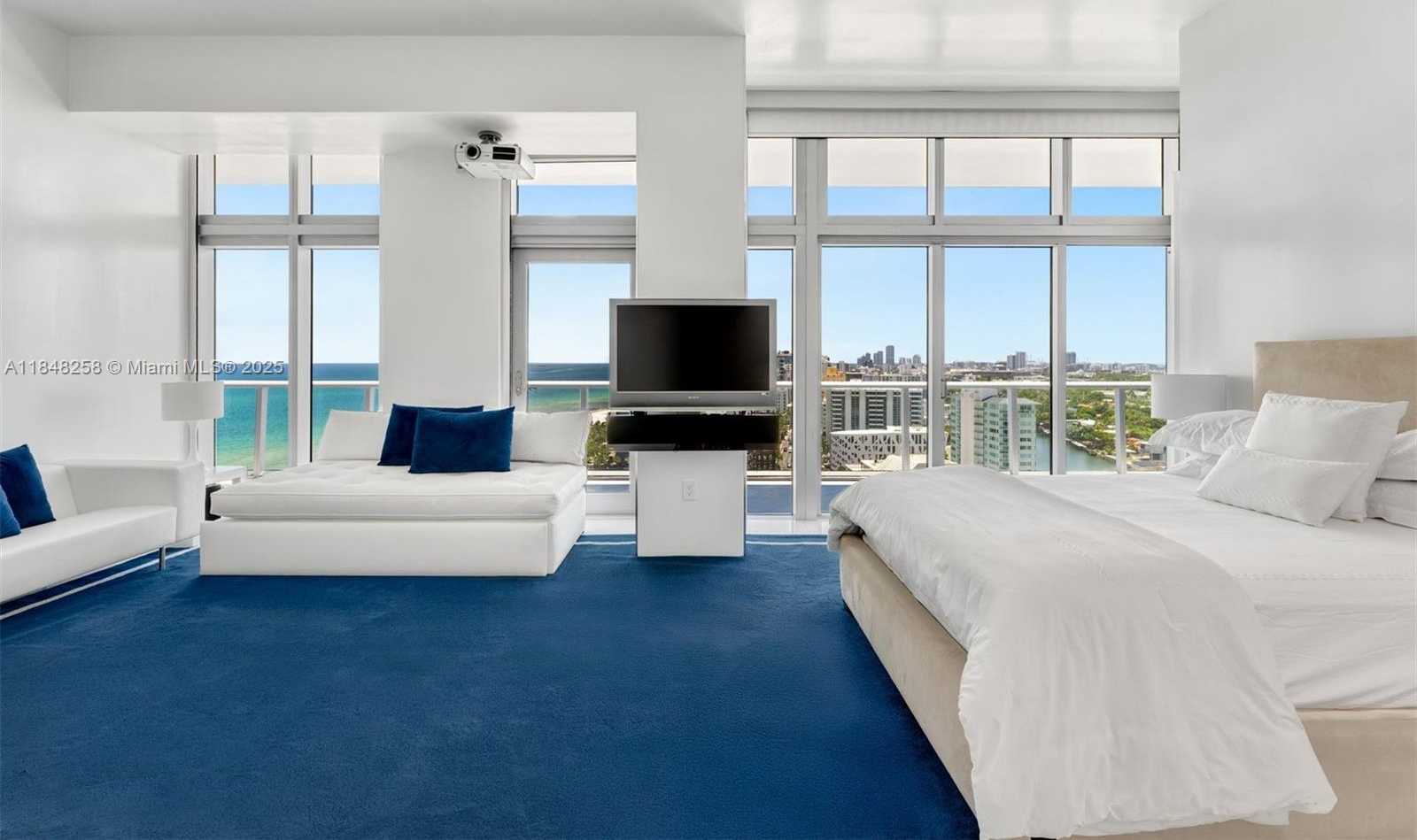 Small Image of 3737 COLLINS AVE #PH-1, Miami Beach Number 15
