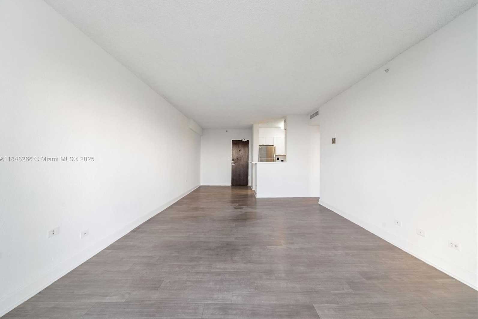Small Image of 1500 BAY RD #S-1412, Miami Beach Number 16