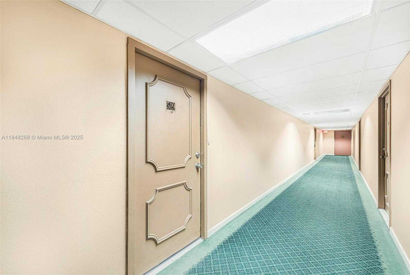 Small Image of 501 THREE ISLANDS BLVD #519, Hallandale Beach Number 3