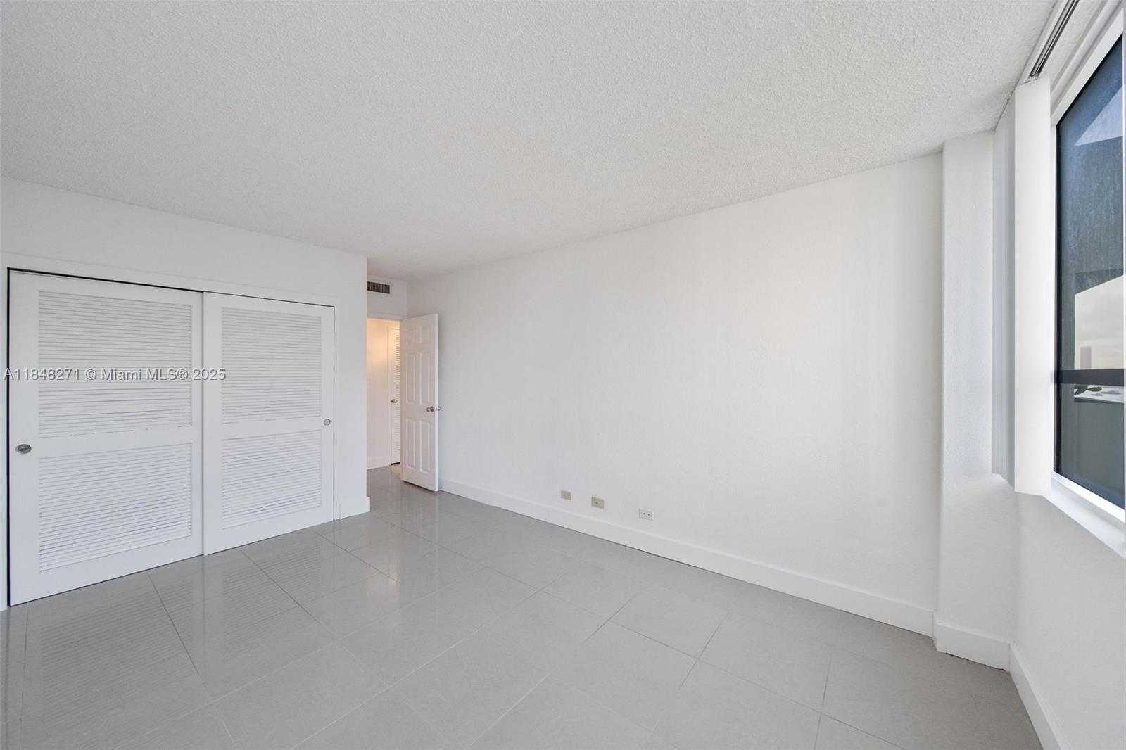 Small Image of 1500 BAY RD #S-1246, Miami Beach Number 18