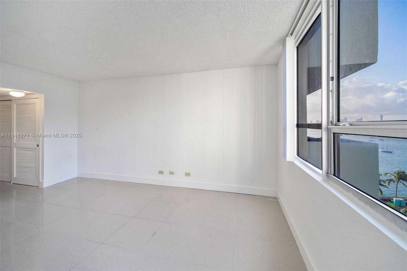 Small Image of 1500 BAY RD #S-1246, Miami Beach Number 20