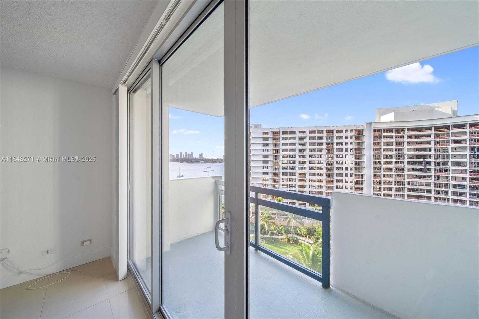 Small Image of 1500 BAY RD #S-1246, Miami Beach Number 7