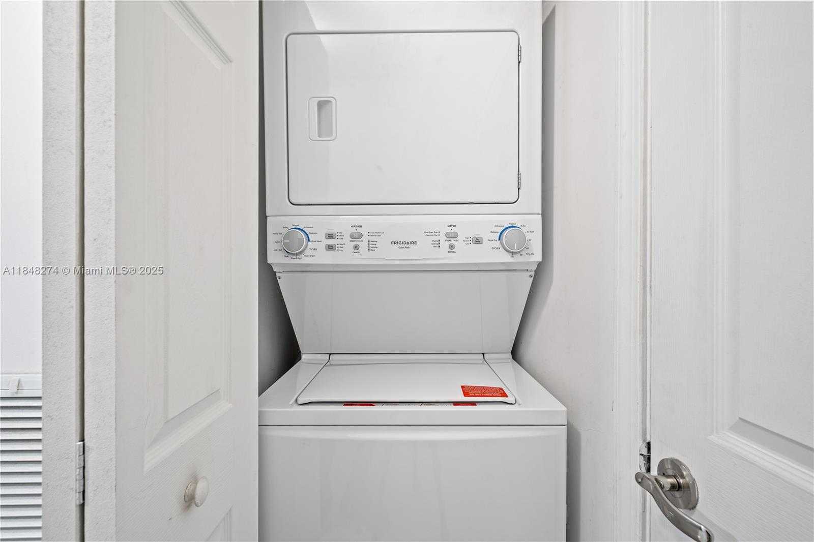 Small Image of 6362 COLLINS AVE #304, Miami Beach Number 21