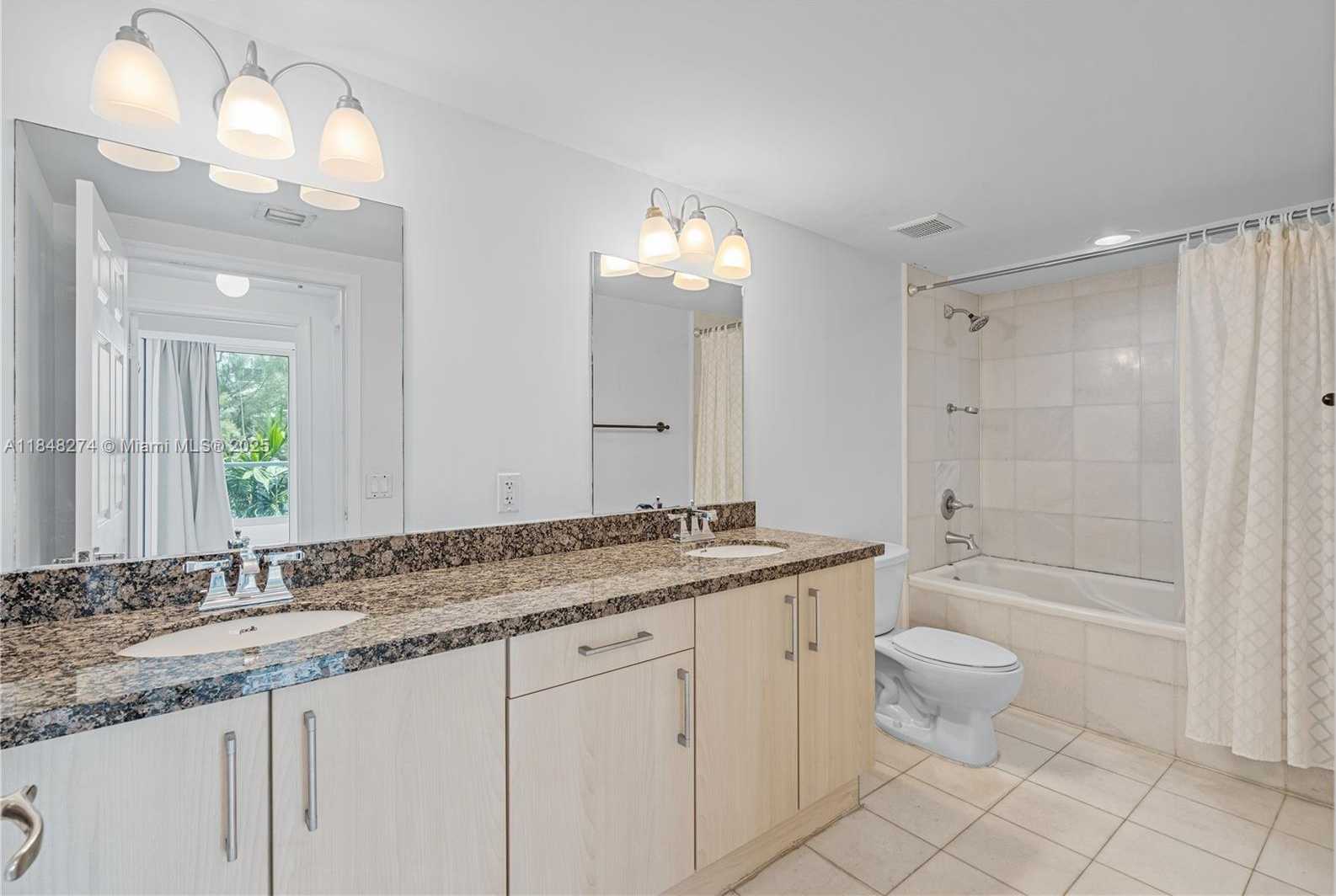 Small Image of 6362 COLLINS AVE #304, Miami Beach Number 23