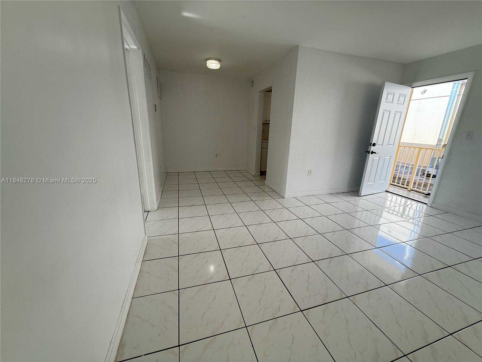 Small Image of 1255 WEST 49TH PL #H204, Hialeah Number 9