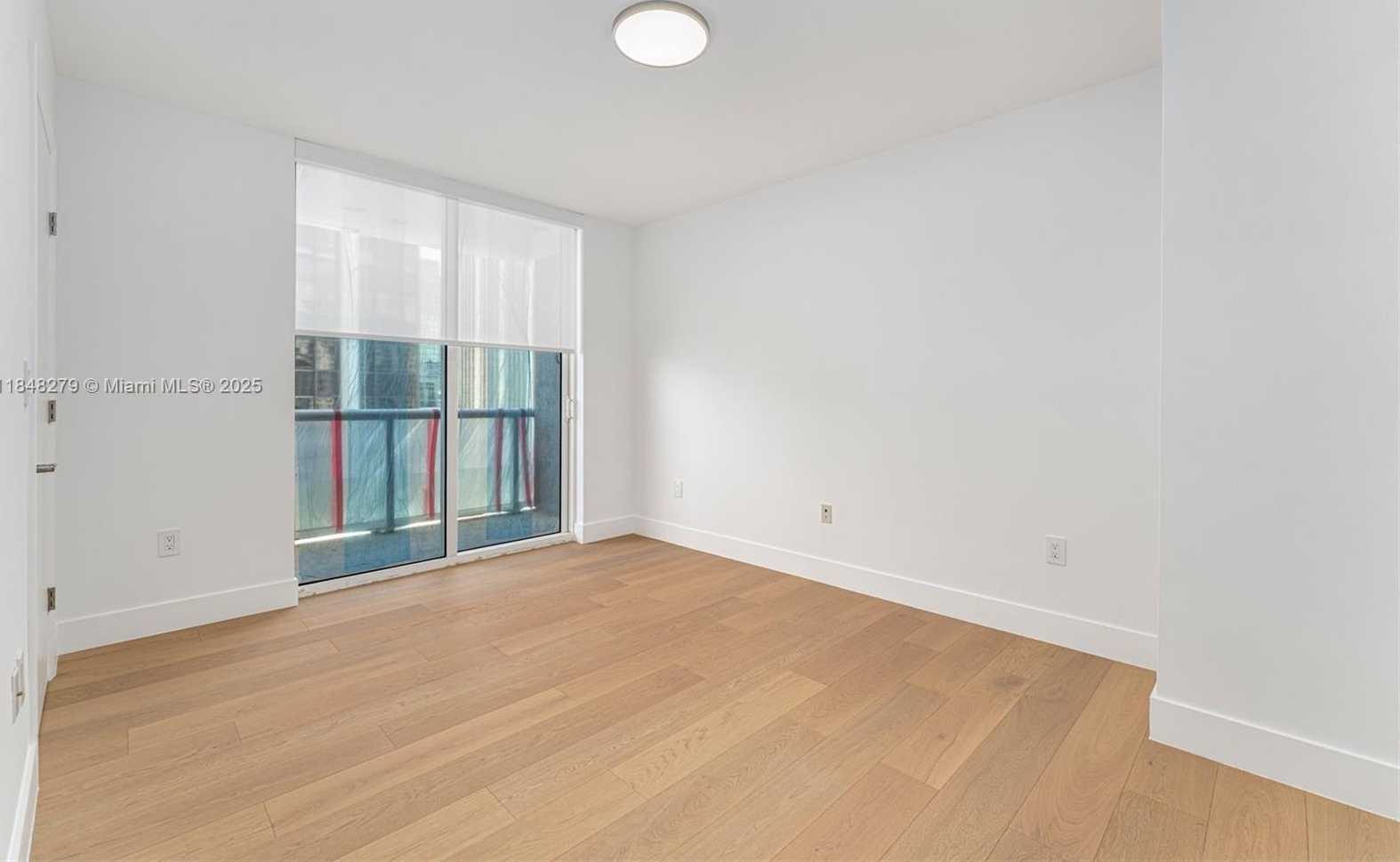 Small Image of 50 BISCAYNE BLVD #2710, Miami Number 22