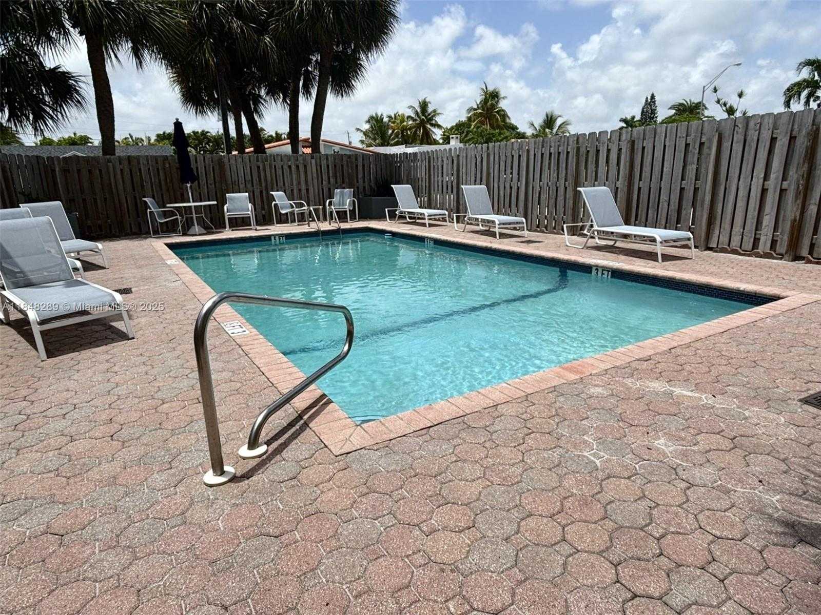 Small Image of 8900 COLLINS AVE #204, Surfside Number 20