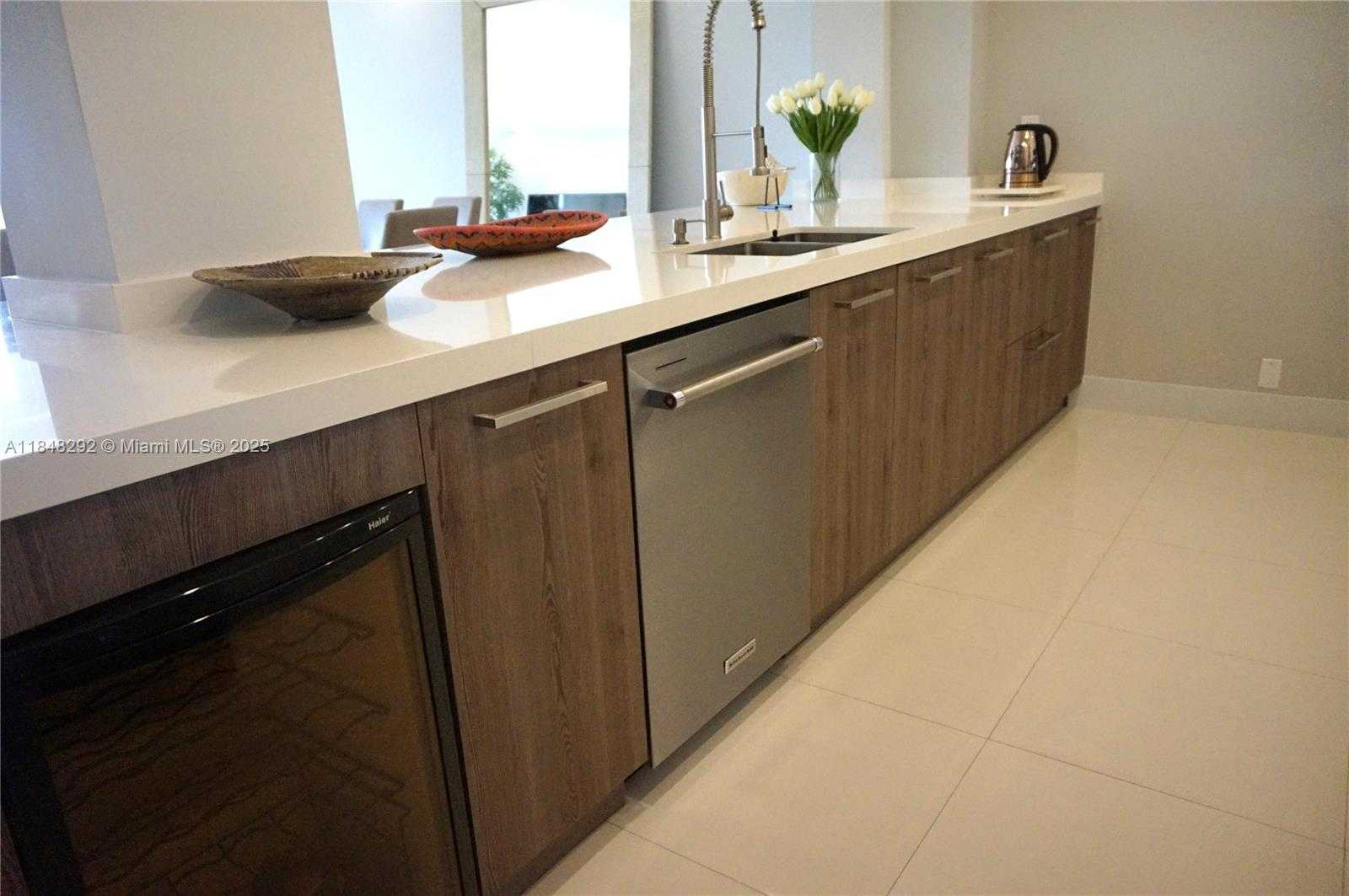 Small Image of 251 CRANDON BLVD #408, Key Biscayne Number 17