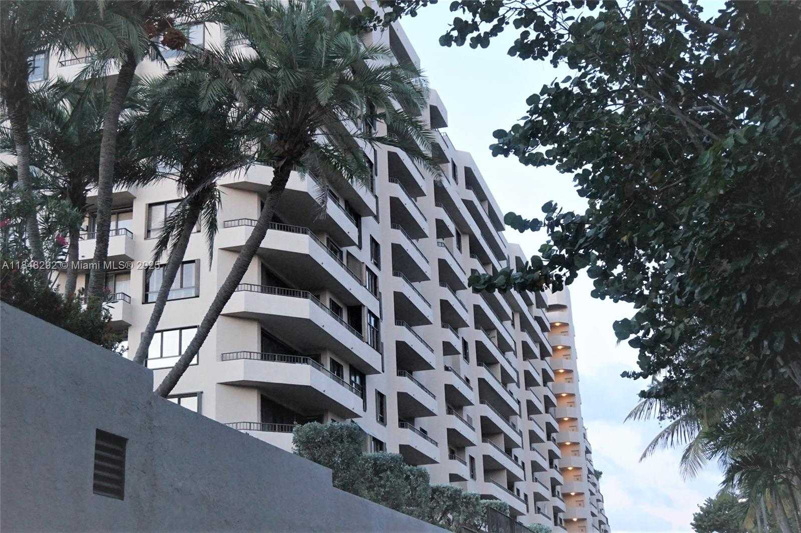 Small Image of 251 CRANDON BLVD #408, Key Biscayne Number 2