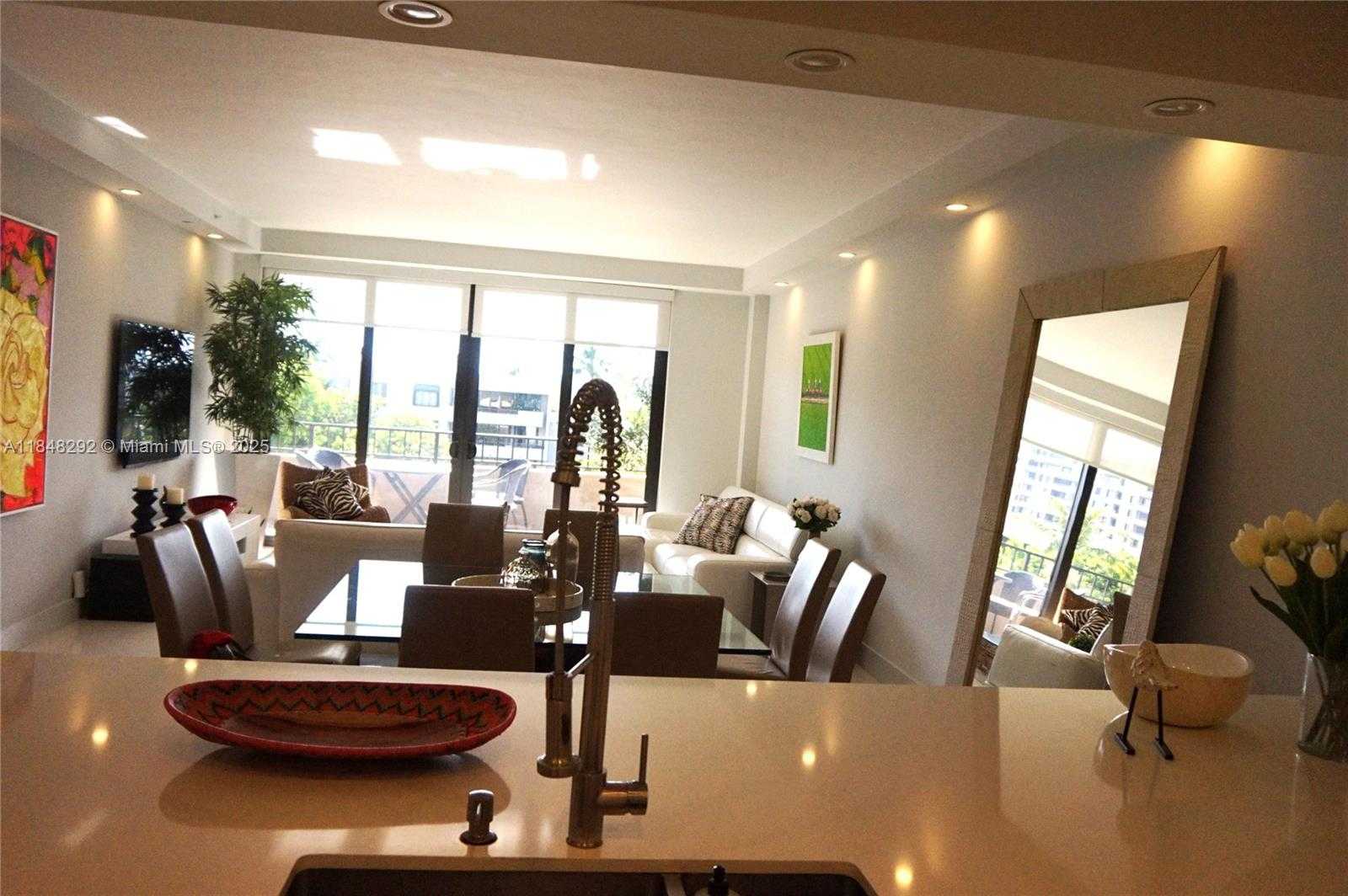 Small Image of 251 CRANDON BLVD #408, Key Biscayne Number 21