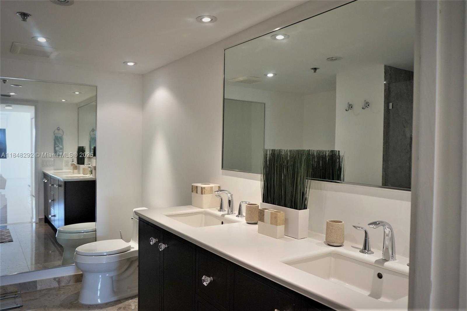 Small Image of 251 CRANDON BLVD #408, Key Biscayne Number 27