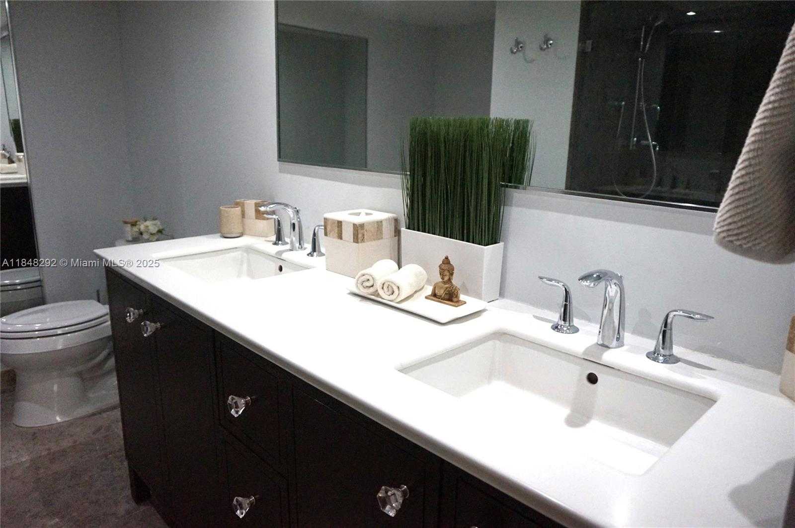 Small Image of 251 CRANDON BLVD #408, Key Biscayne Number 29