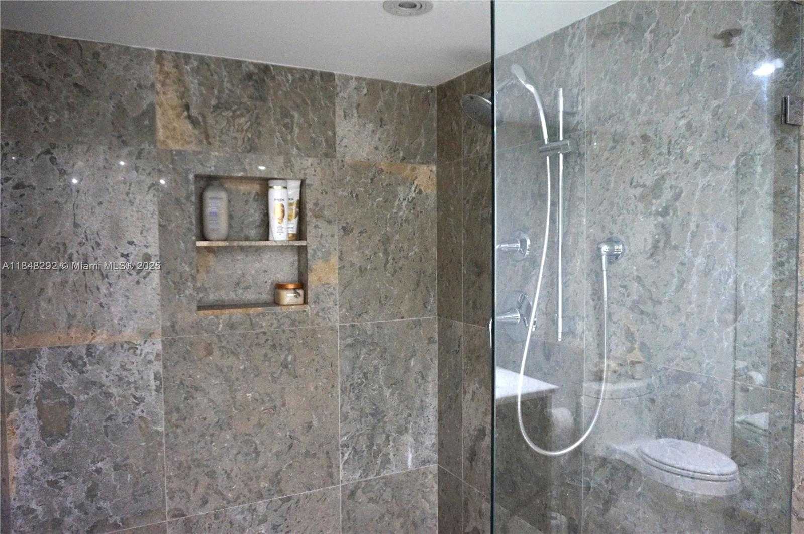 Small Image of 251 CRANDON BLVD #408, Key Biscayne Number 30