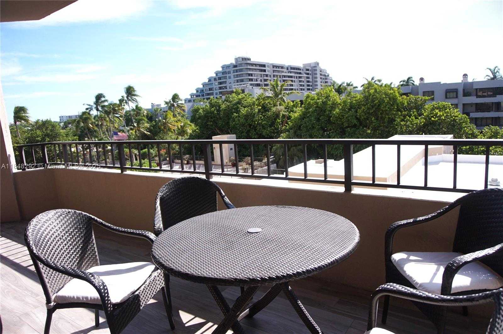 Small Image of 251 CRANDON BLVD #408, Key Biscayne Number 5