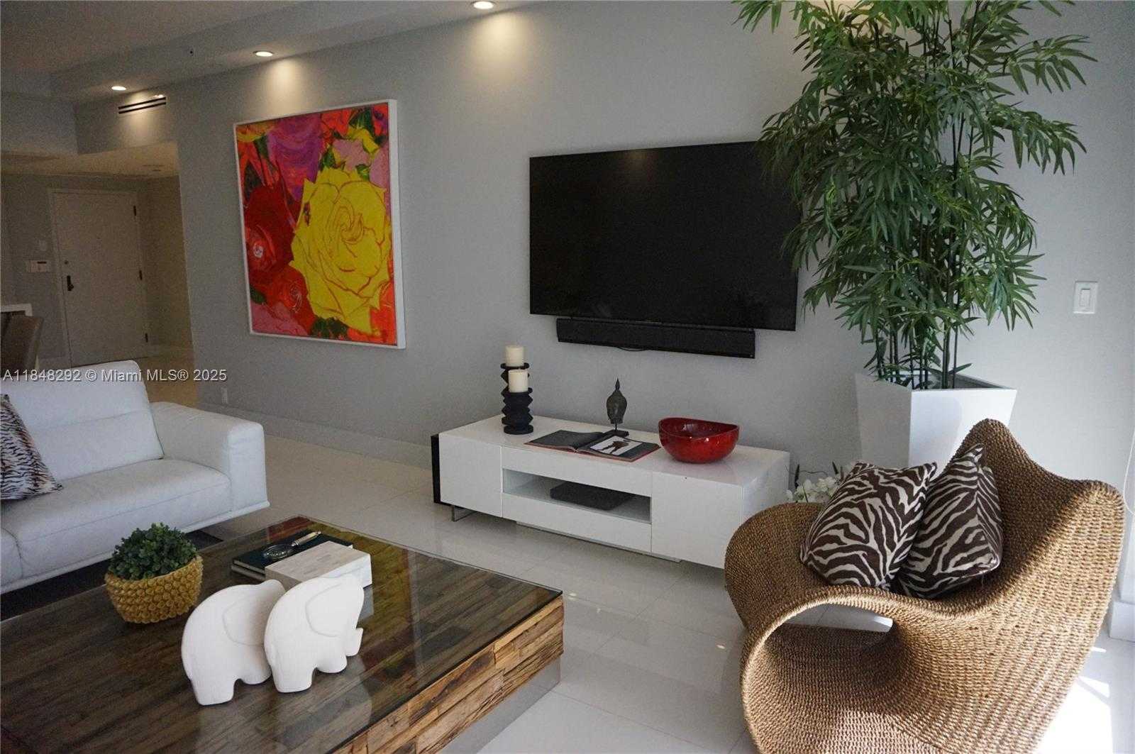 Small Image of 251 CRANDON BLVD #408, Key Biscayne Number 9