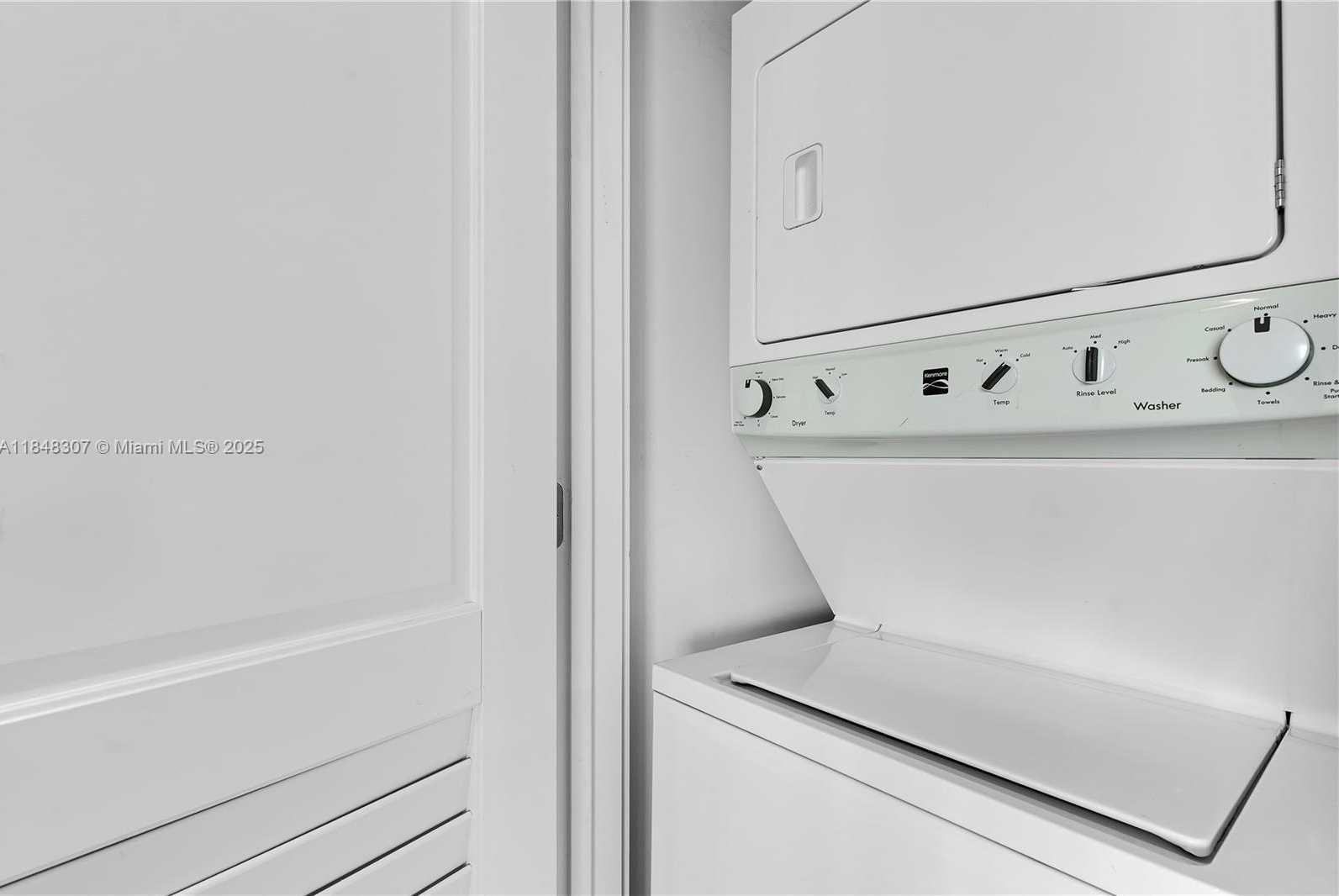 Small Image of 1080 BRICKELL AVE #2601, Miami Number 24