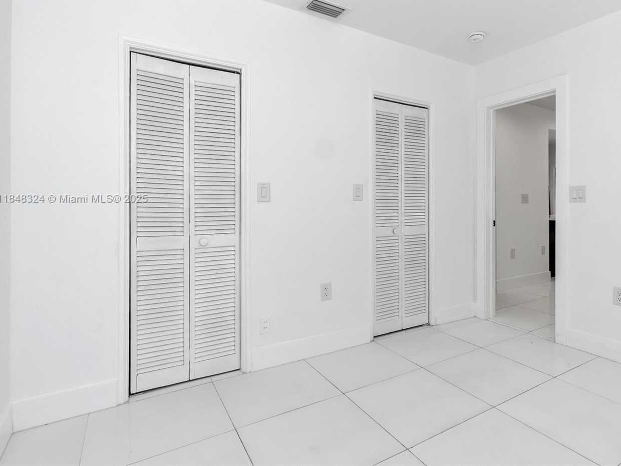 Small Image of 766 NORTH WEST 45TH ST, Miami Number 28