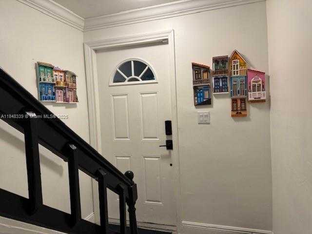 Small Image of 2452 TAYLOR ST #102, Hollywood Number 11