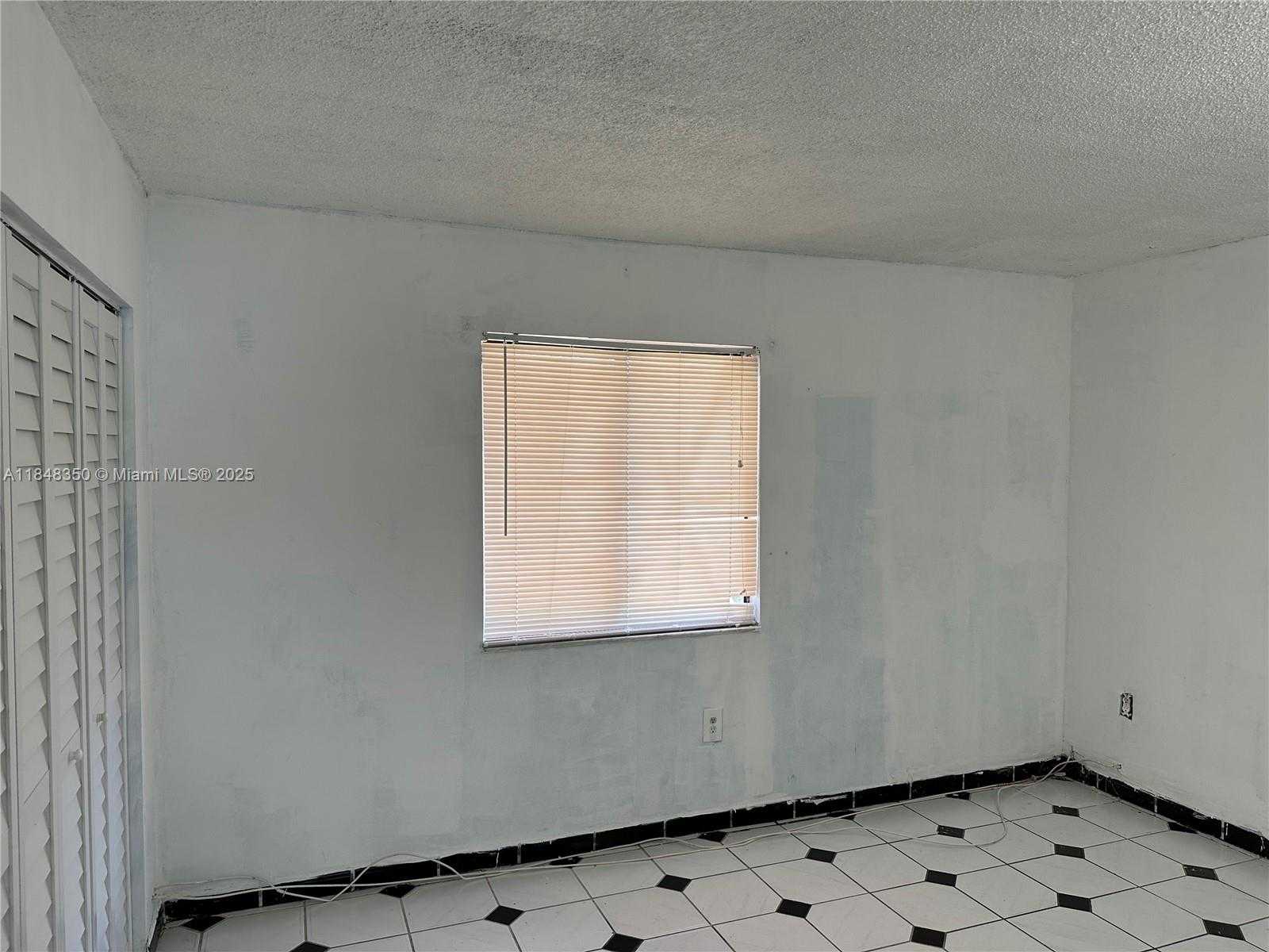 Small Image of 2190 WEST 60TH ST #21101, Hialeah Number 9