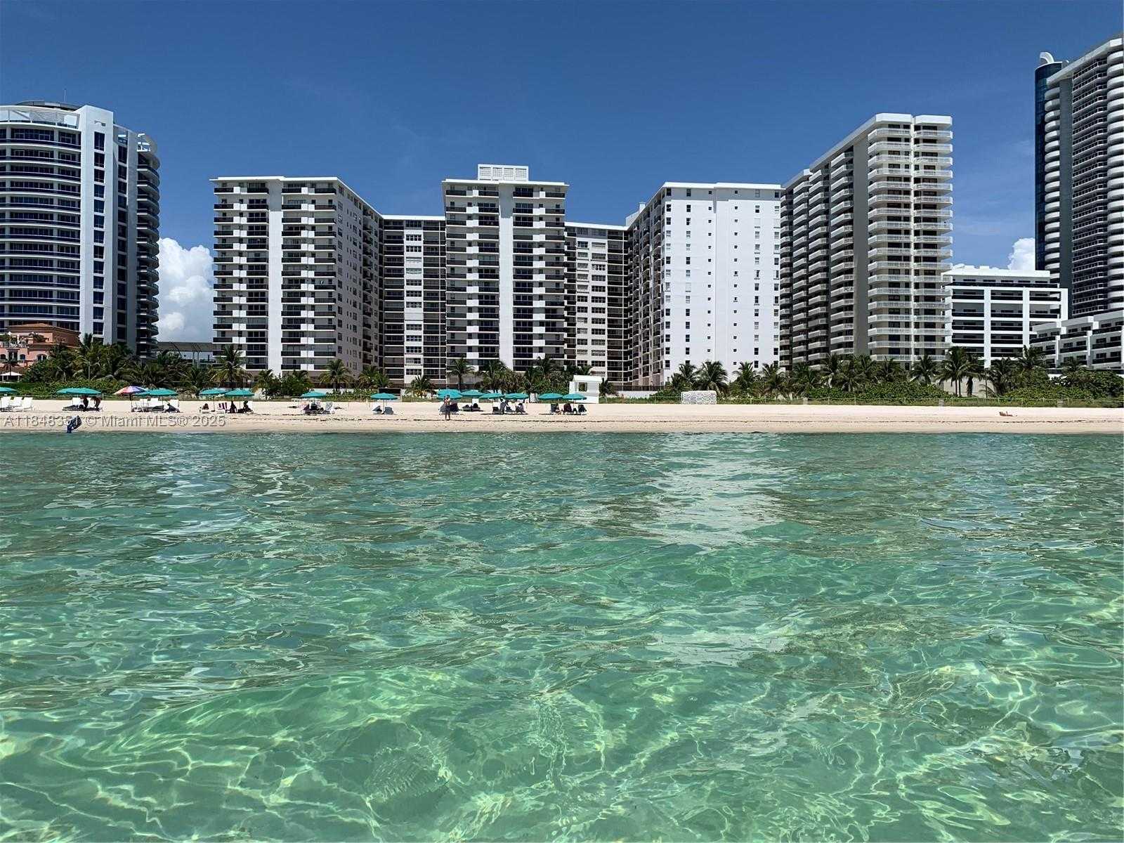 Small Image of 6039 COLLINS AVE #1136, Miami Beach Number 43