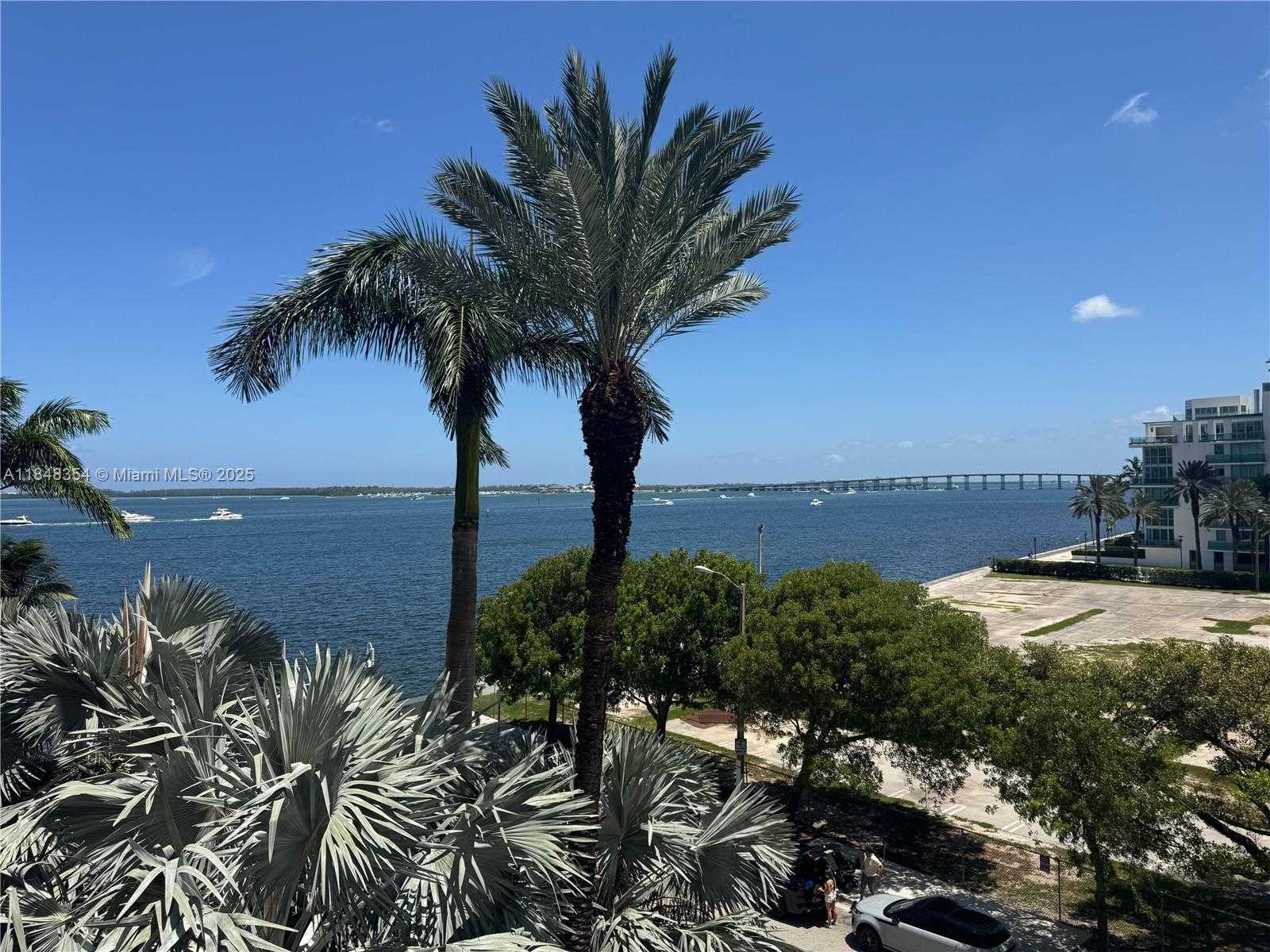Small Image of 1155 BRICKELL BAY DR #307, Miami Number 17