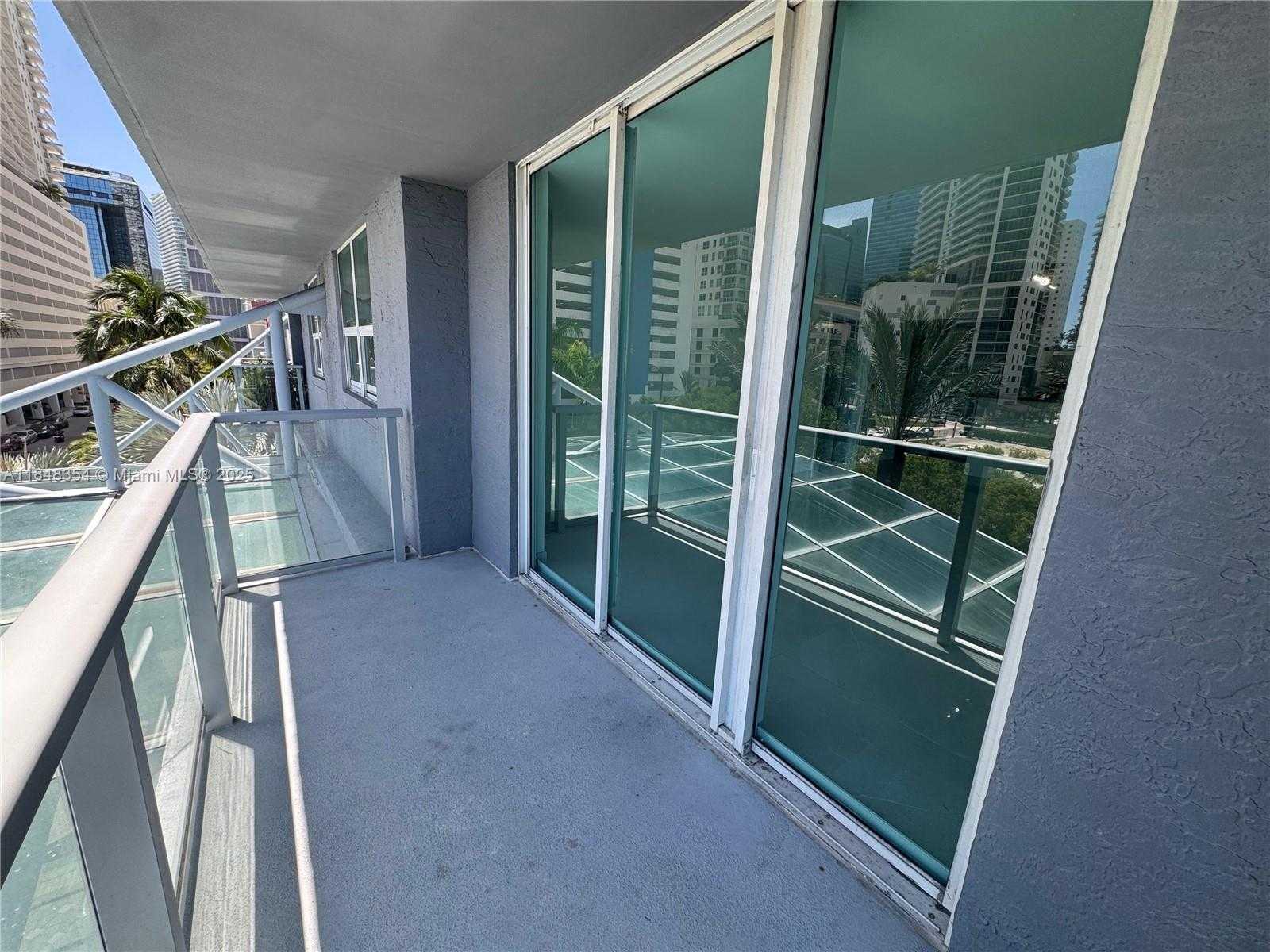 Small Image of 1155 BRICKELL BAY DR #307, Miami Number 26