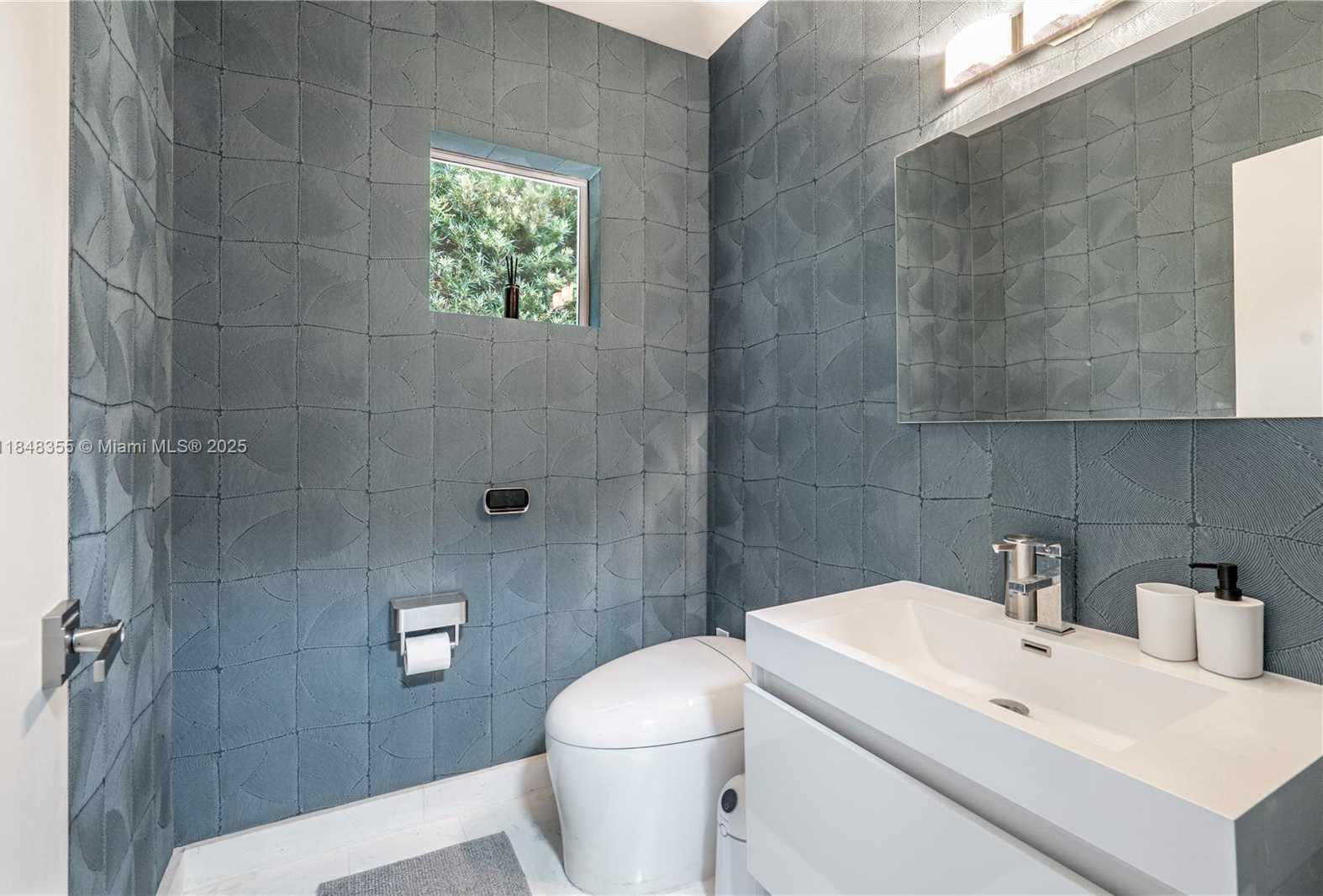 Small Image of 5978 ALTON RD #., Miami Beach Number 17