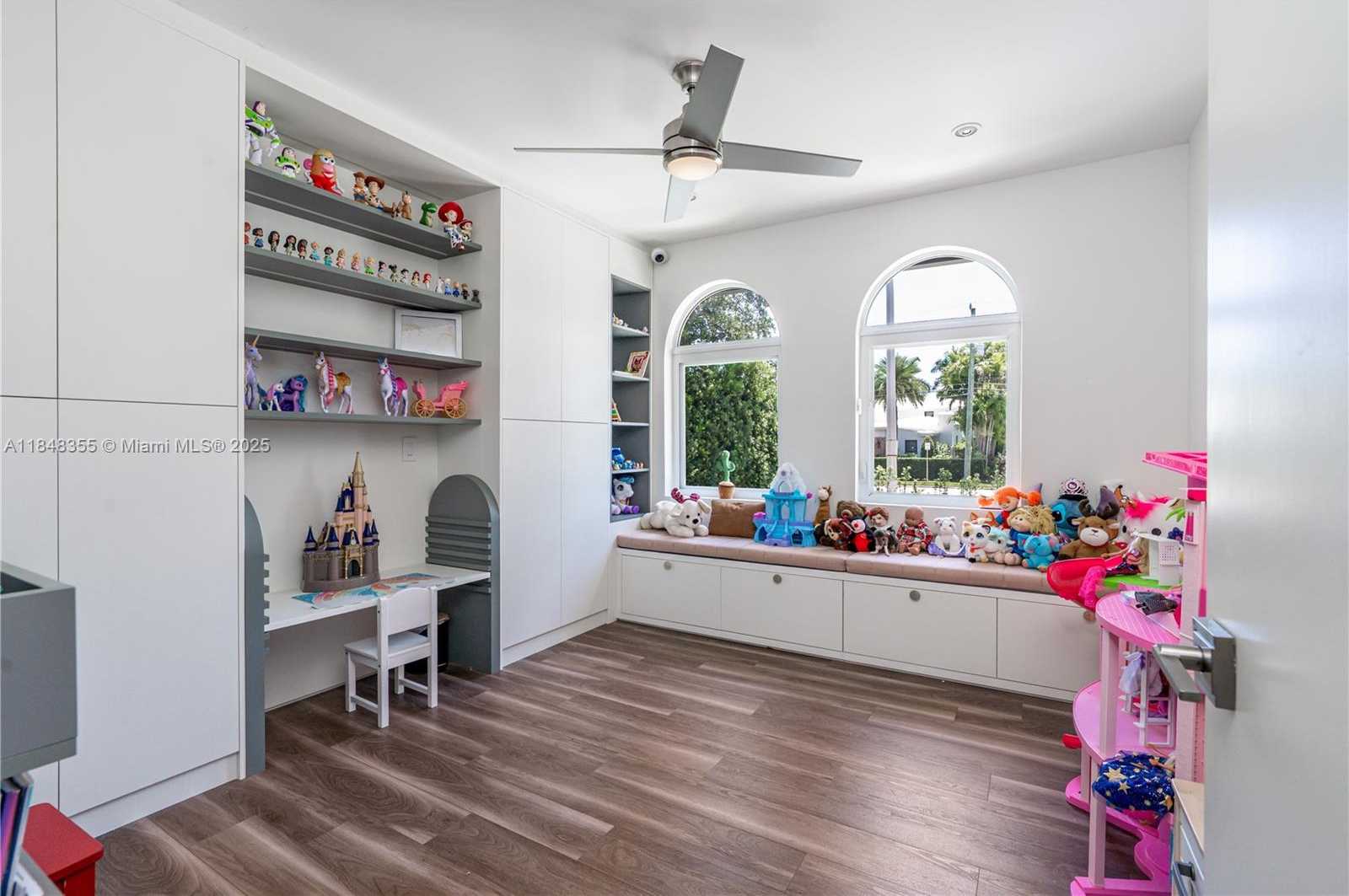 Small Image of 5978 ALTON RD #., Miami Beach Number 18