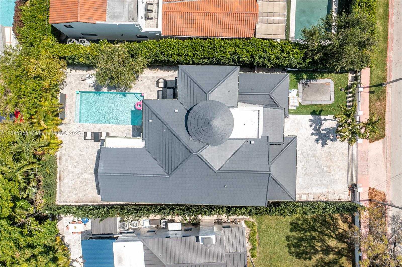 Small Image of 5978 ALTON RD #., Miami Beach Number 2