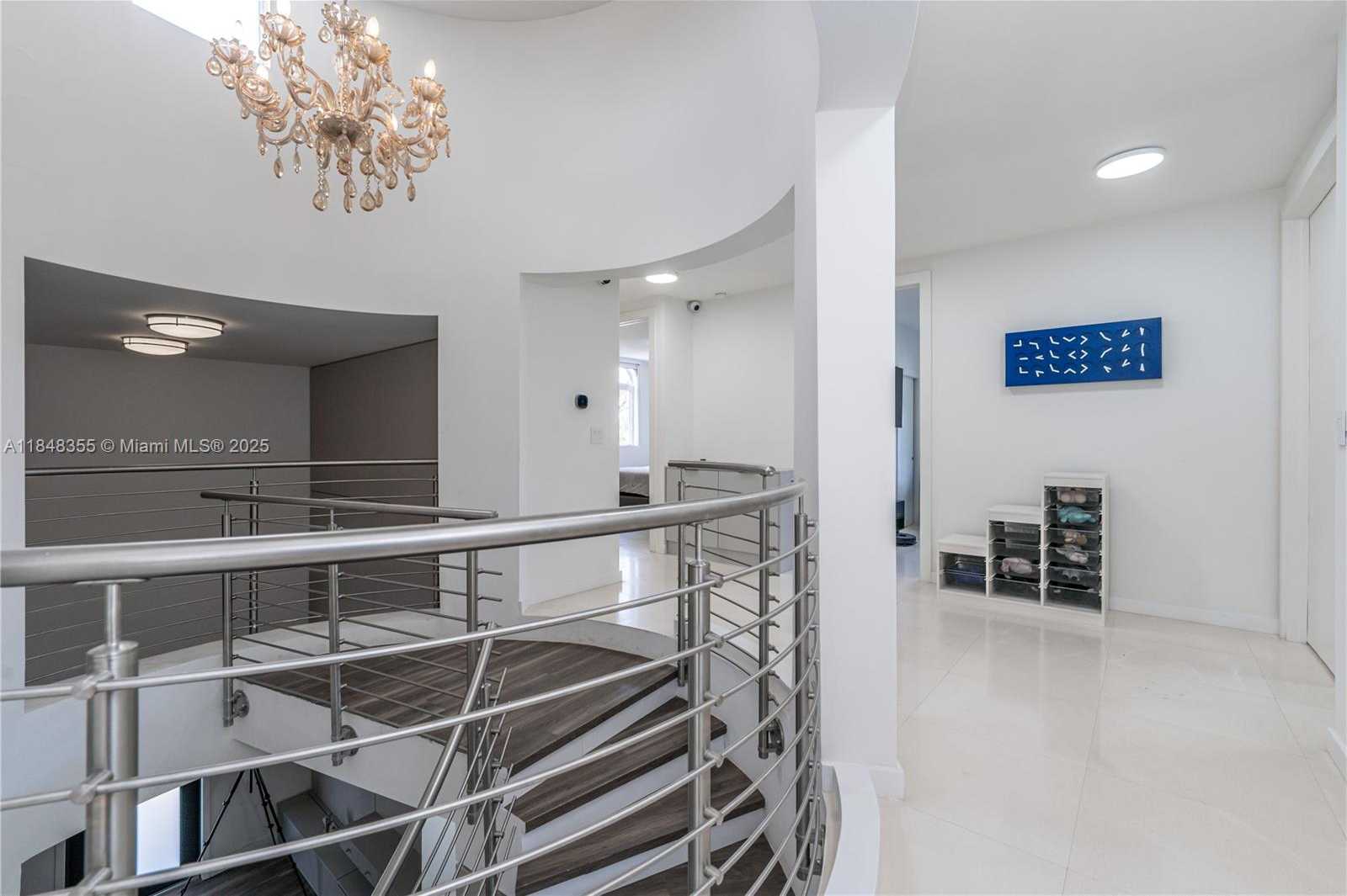 Small Image of 5978 ALTON RD #., Miami Beach Number 30
