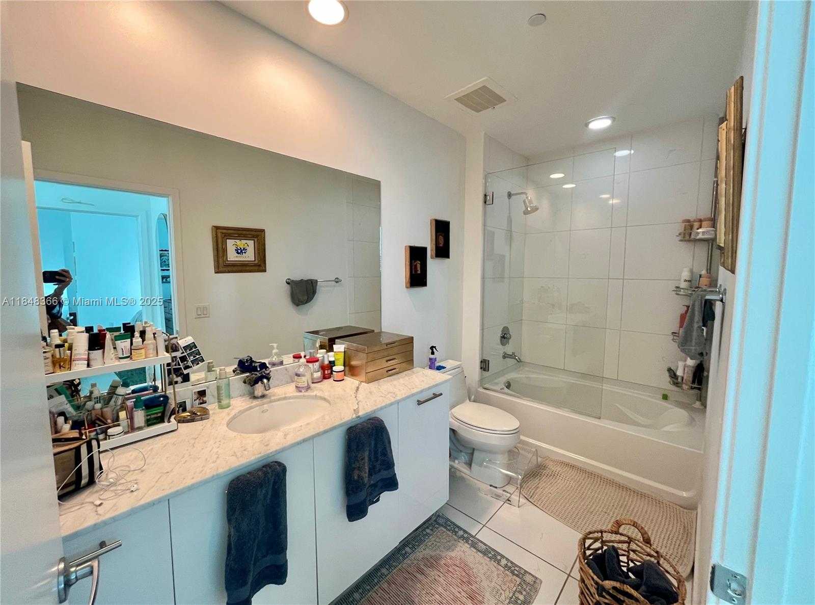 Small Image of 951 BRICKELL AVE #4307, Miami Number 16