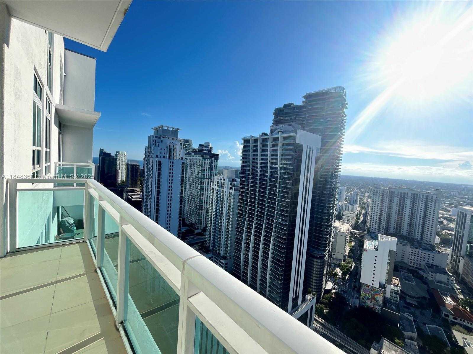 Small Image of 951 BRICKELL AVE #4307, Miami Number 21