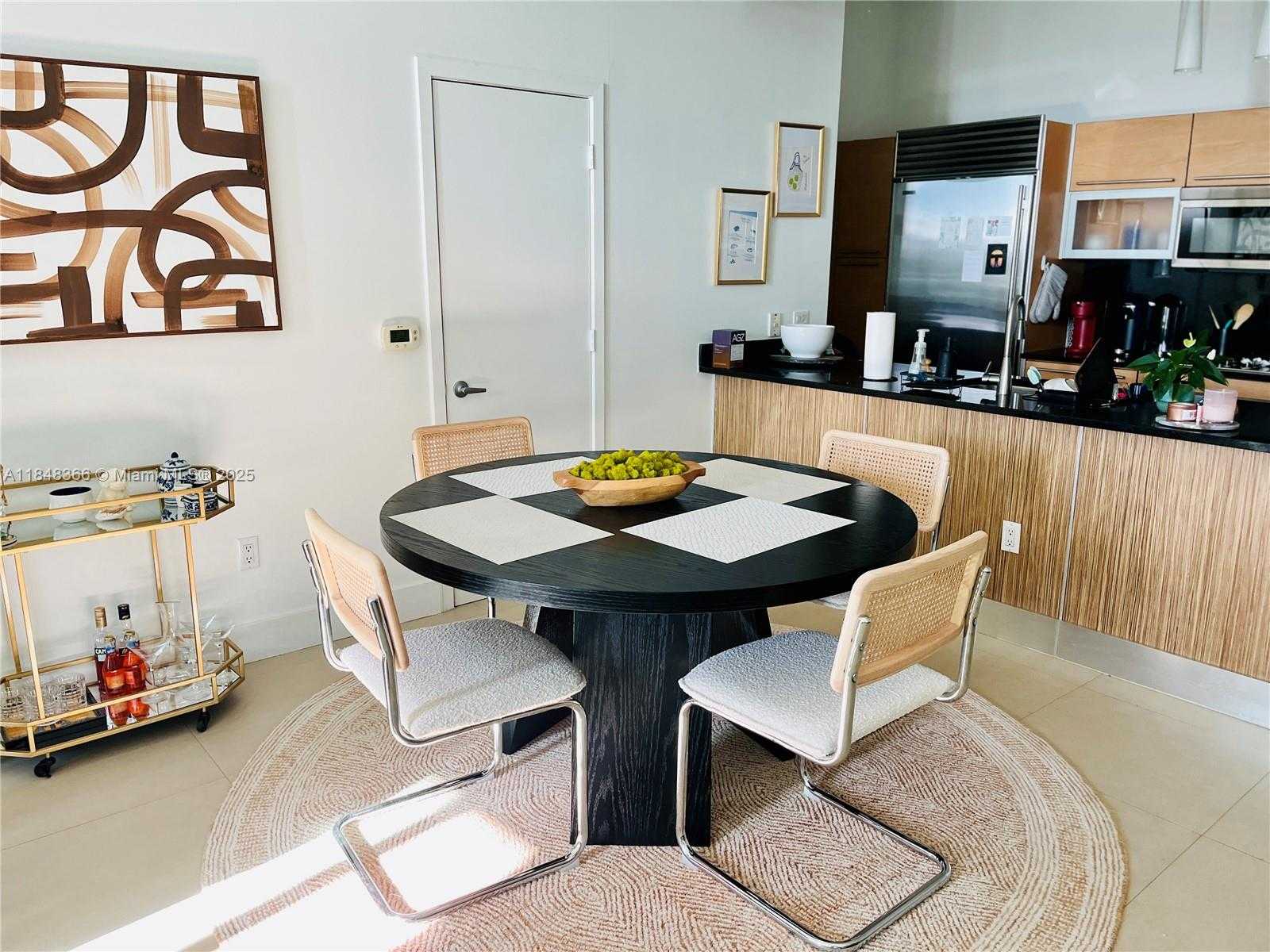 Small Image of 951 BRICKELL AVE #4307, Miami Number 8