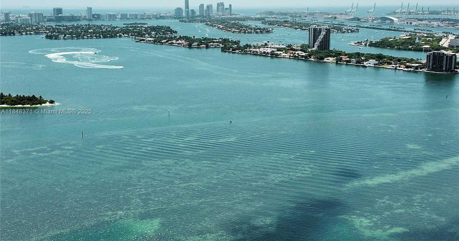 Small Image of 700 NORTH EAST 24 ST #4603, Miami Number 14