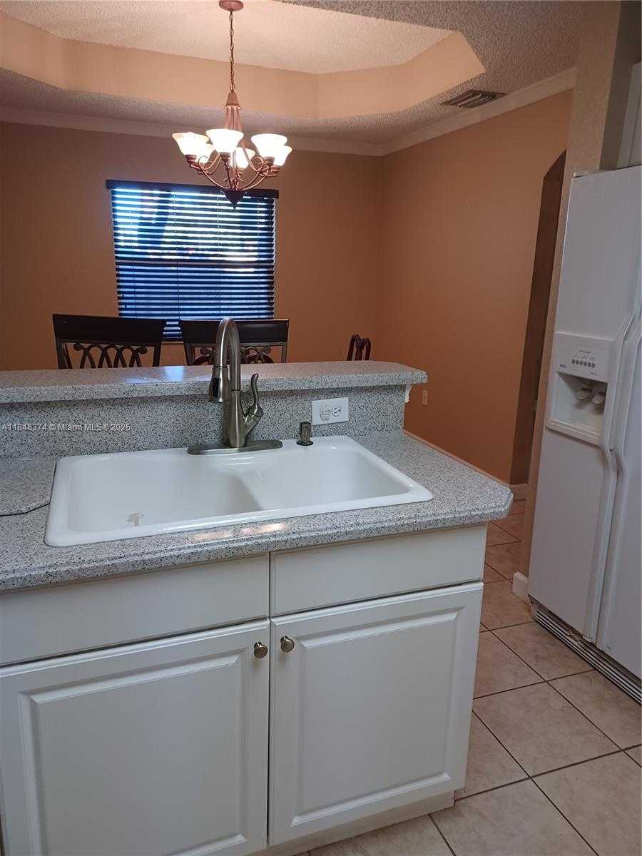 Small Image of 14379 SOUTH WEST 120TH CT #5-7, Miami Number 13