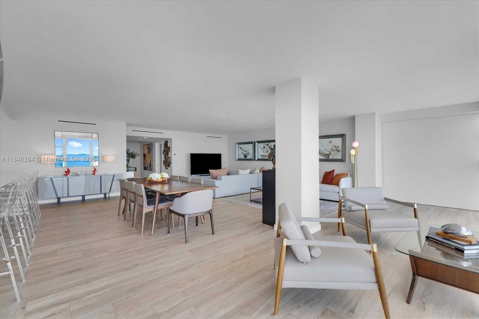 Small Image of 600 GRAPETREE DR #11CN, Key Biscayne Number 16