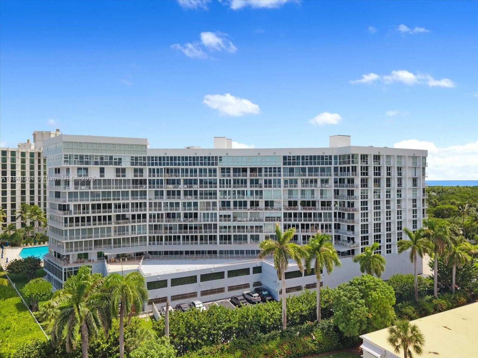 Small Image of 600 GRAPETREE DR #11CN, Key Biscayne Number 35