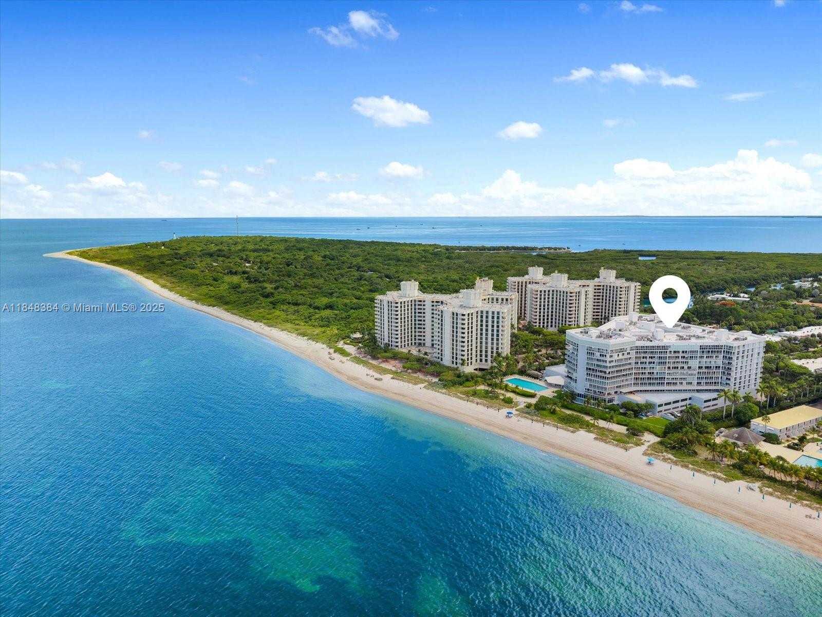 Small Image of 600 GRAPETREE DR #11CN, Key Biscayne Number 40