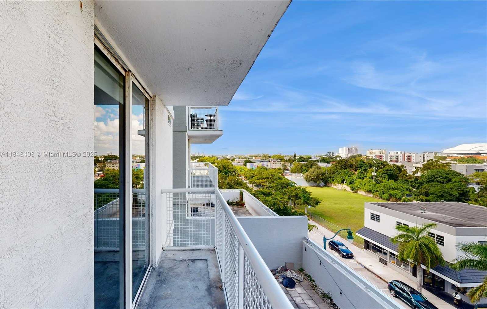 Small Image of 900 SOUTH WEST 8TH ST #605, Miami Number 18