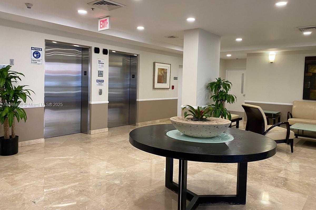 Small Image of 900 SOUTH WEST 8TH ST #605, Miami Number 29
