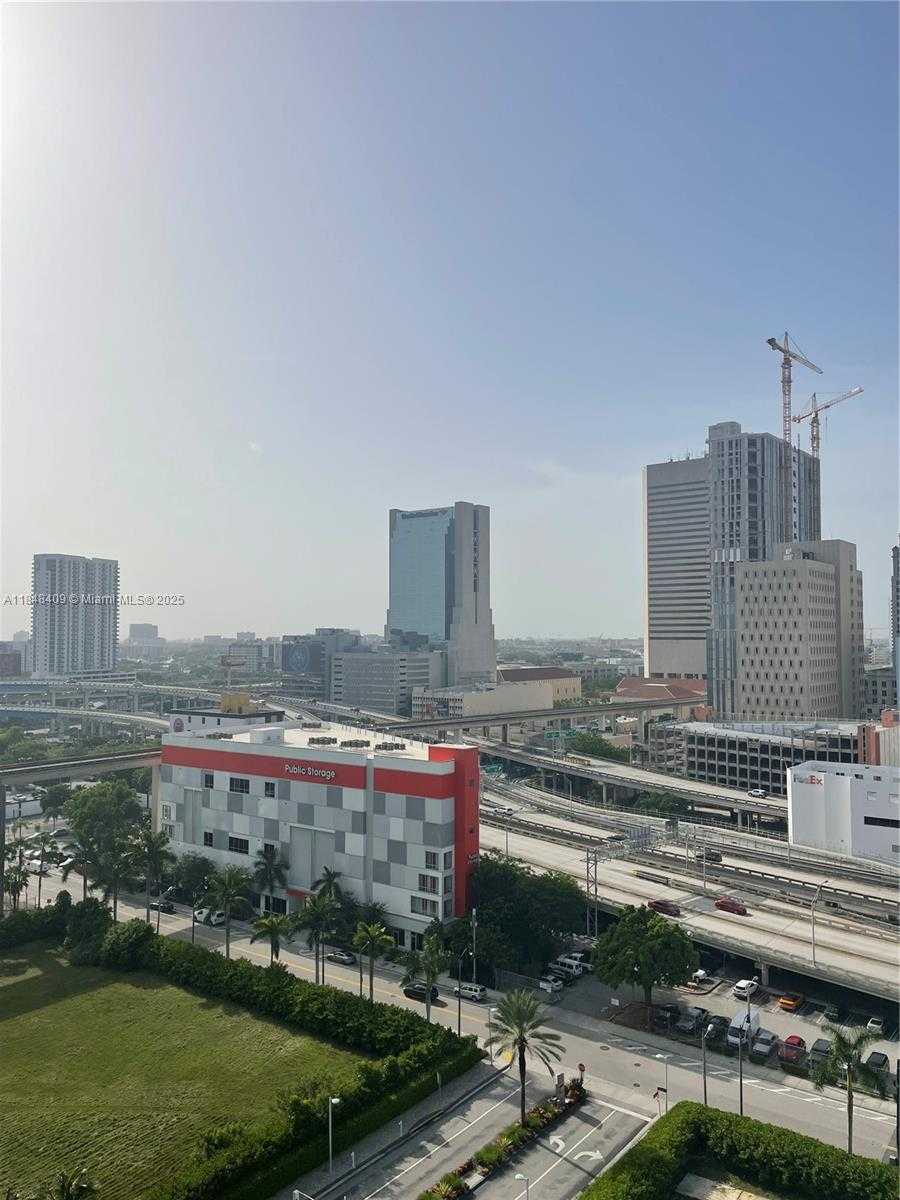 Small Image of 350 SOUTH MIAMI AVE #2509, Miami Number 3