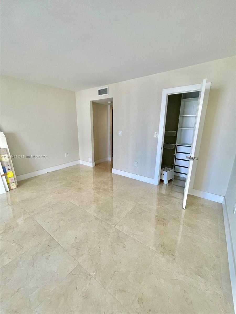 Small Image of 2851 NORTH EAST 183RD ST #802E, Aventura Number 13