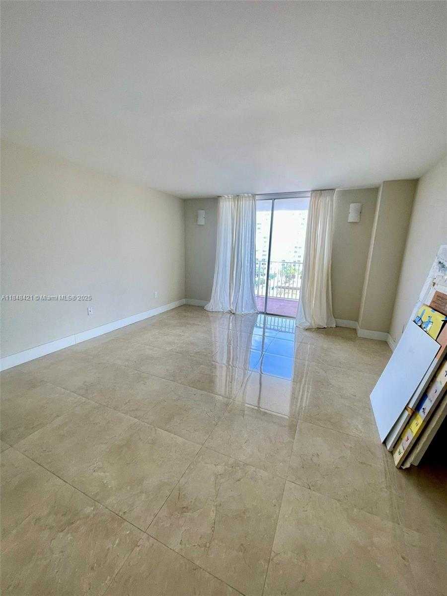 Small Image of 2851 NORTH EAST 183RD ST #802E, Aventura Number 14