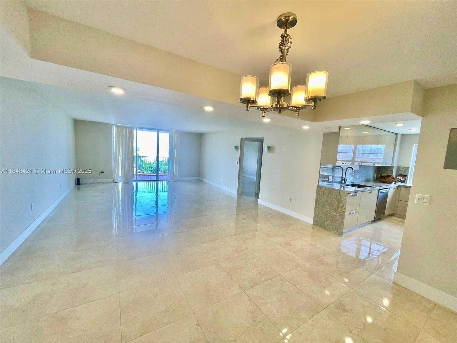 Small Image of 2851 NORTH EAST 183RD ST #802E, Aventura Number 3