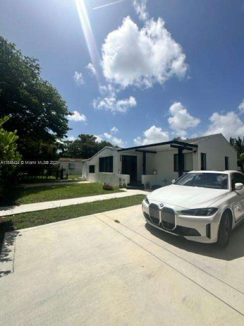 Small Image of North Miami Number 4