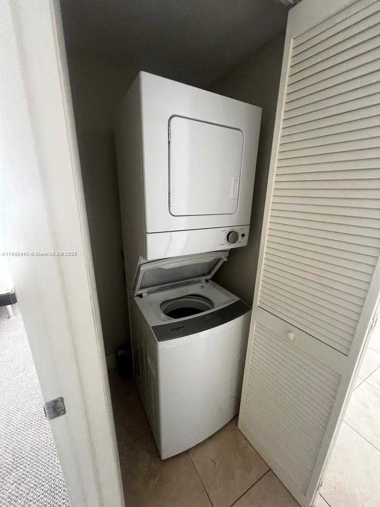 Small Image of 55 MERRICK WAY #700, Coral Gables Number 14