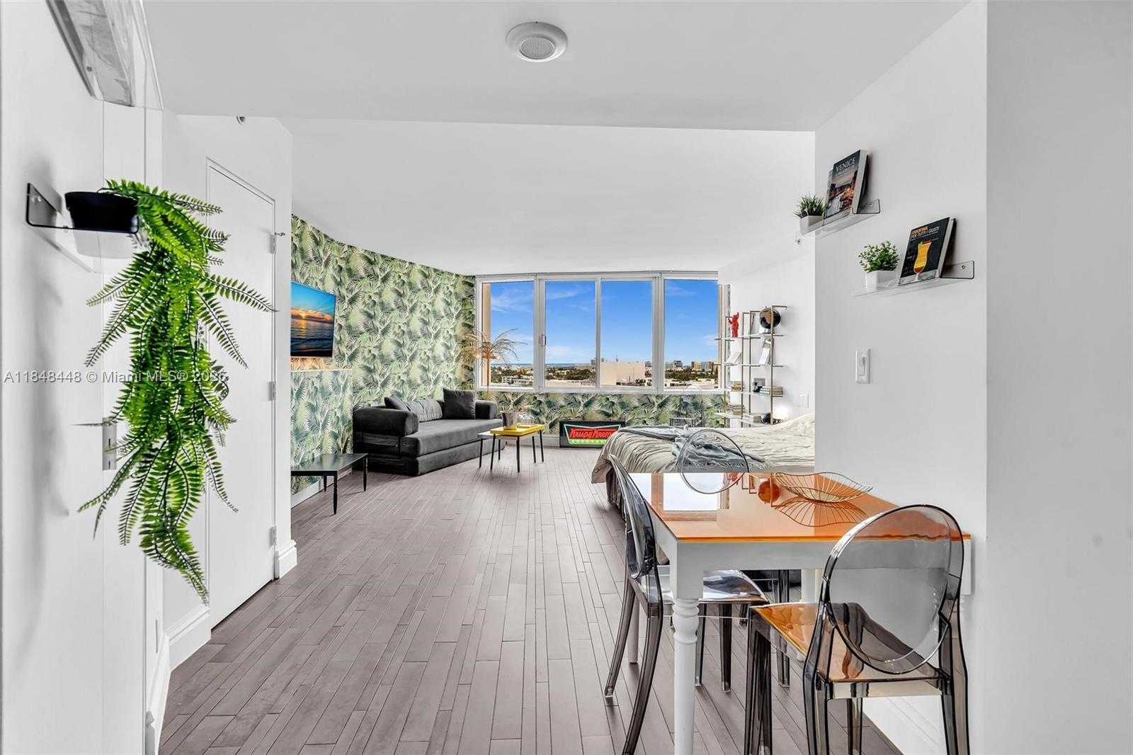 Small Image of 1100 WEST AVE #1019, Miami Beach Number 10