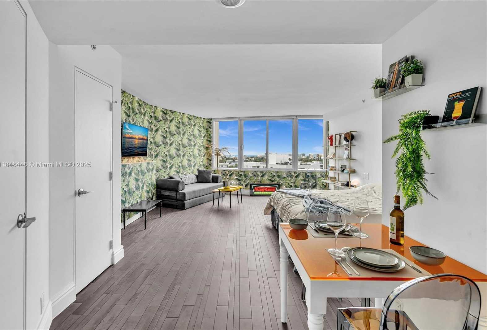 Small Image of 1100 WEST AVE #1019, Miami Beach Number 17